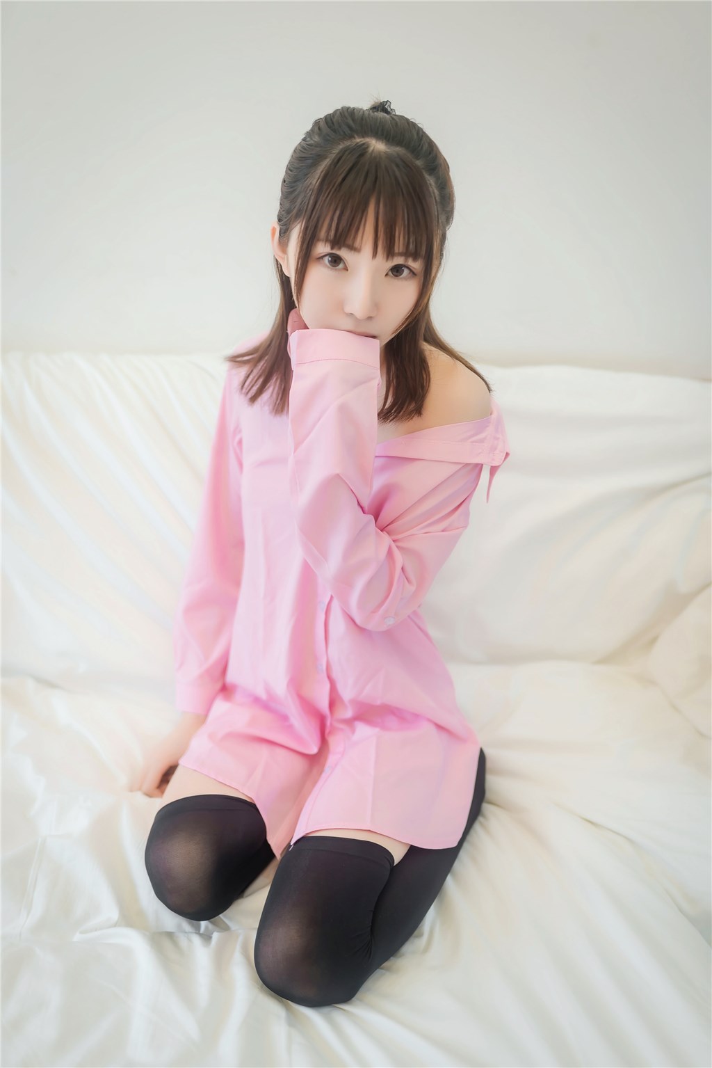 vol.49-粉色衬衫