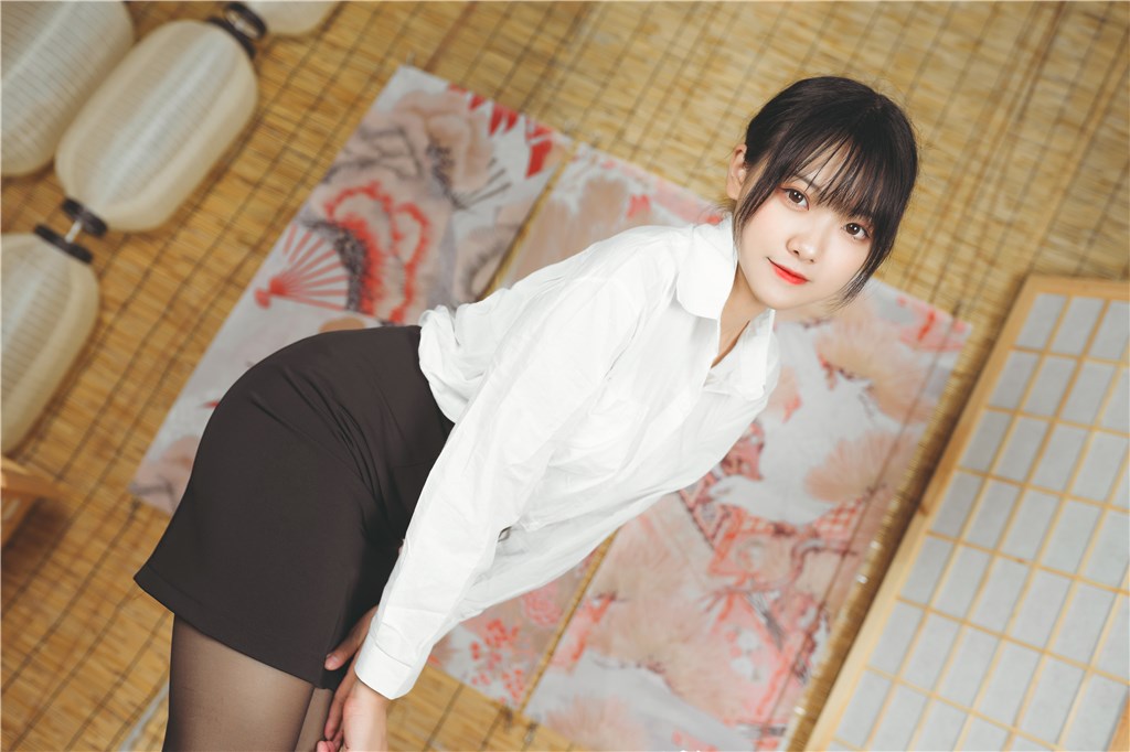 vol.53-制服OL