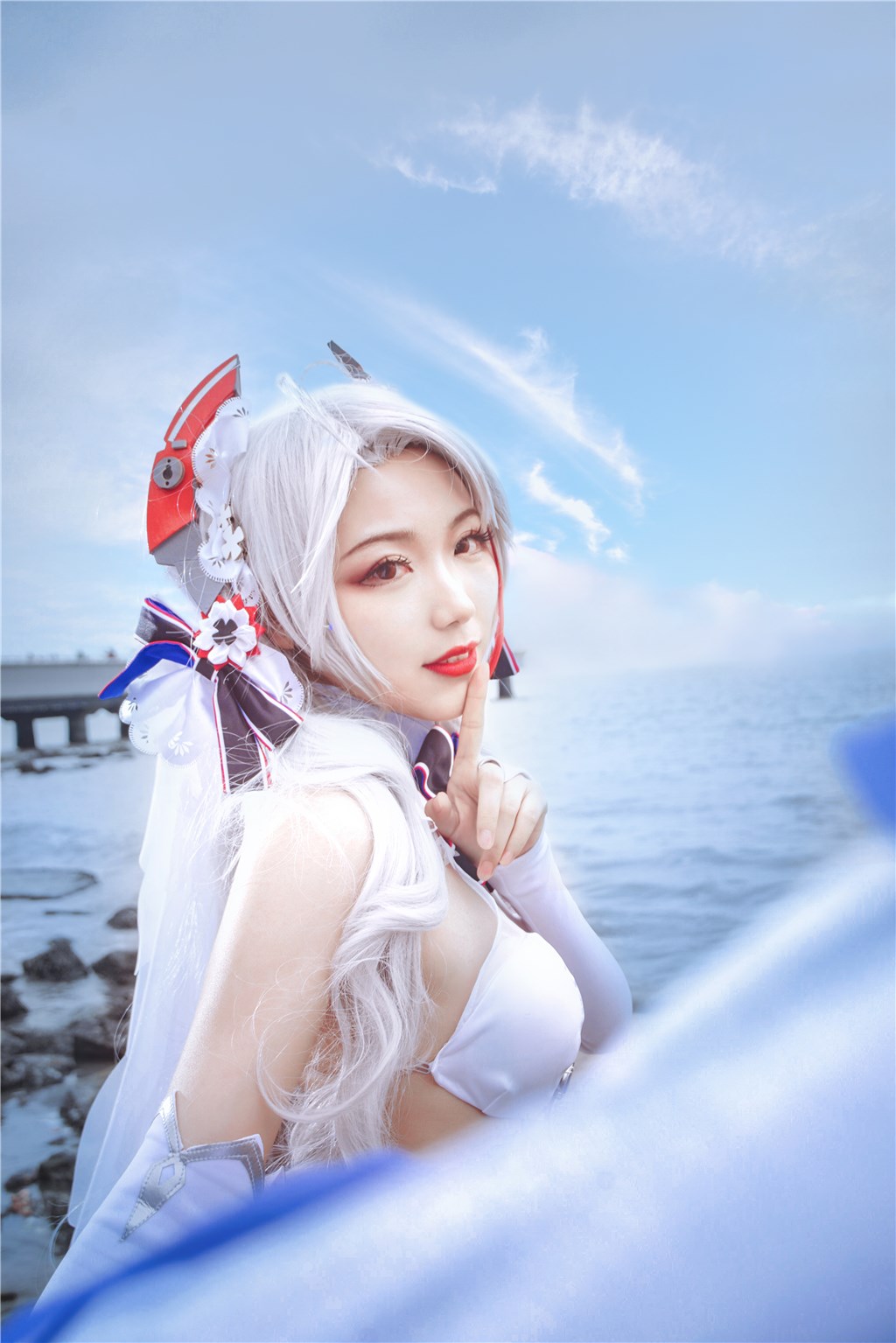 碧蓝-欧根花嫁