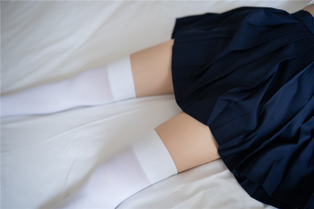短裙白丝