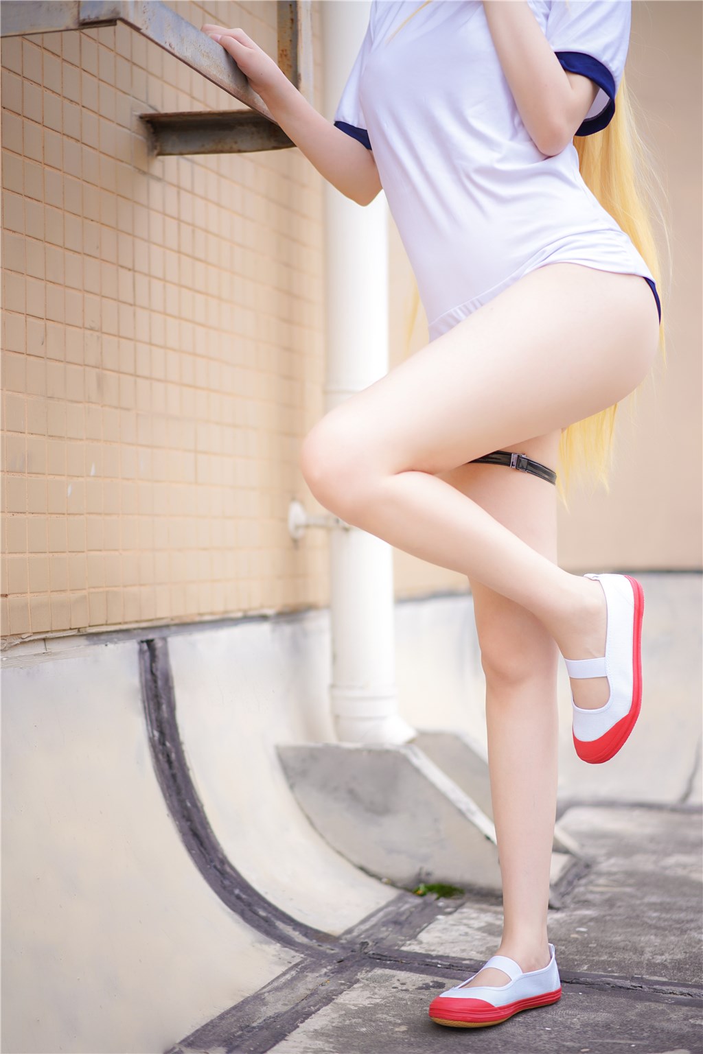 小暗体操服