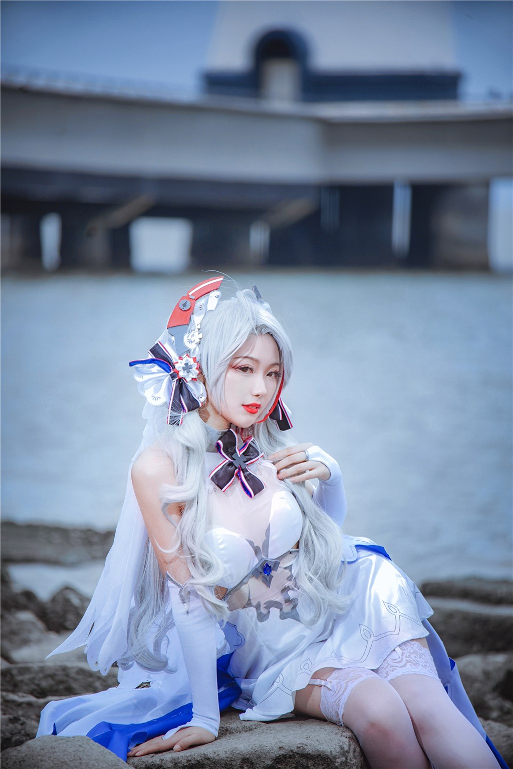 碧蓝-欧根花嫁