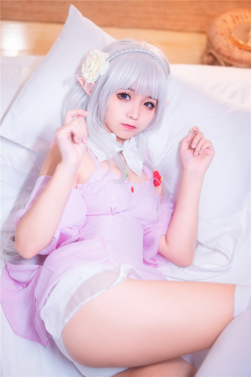 艾米莉亚的睡衣