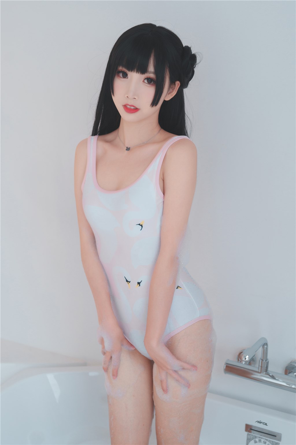 浴缸泡泡