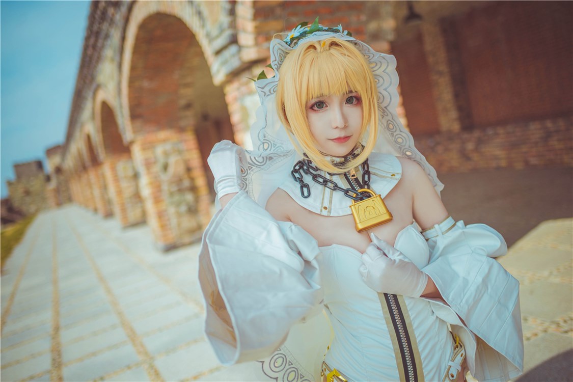 超棒的大长腿cos