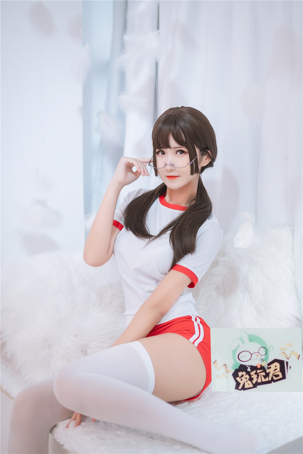 红色体操服