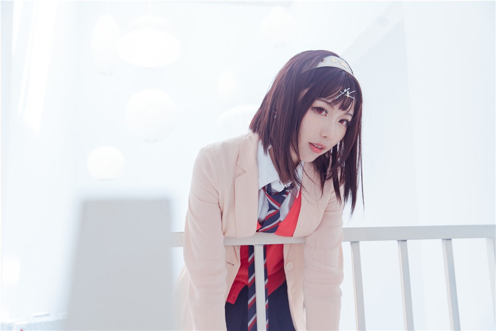 旗袍和制服