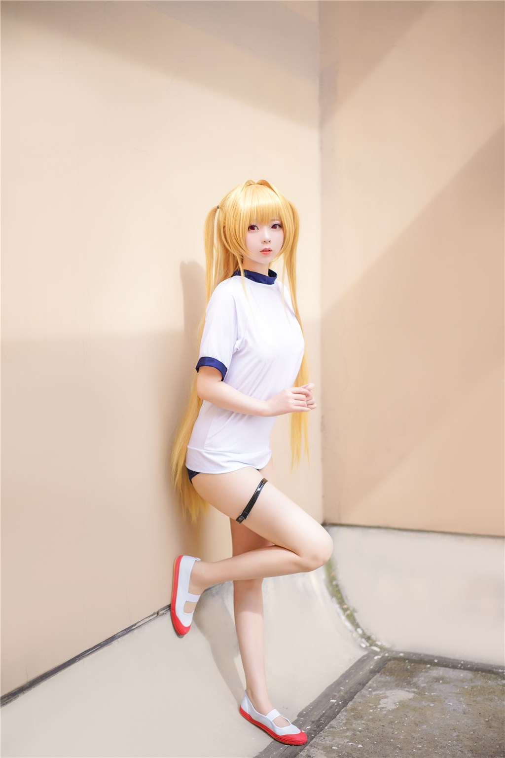 小暗体操服