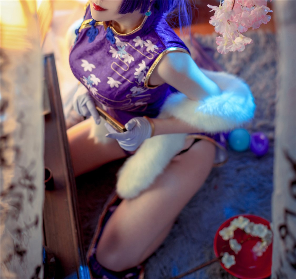 超棒的大长腿cos