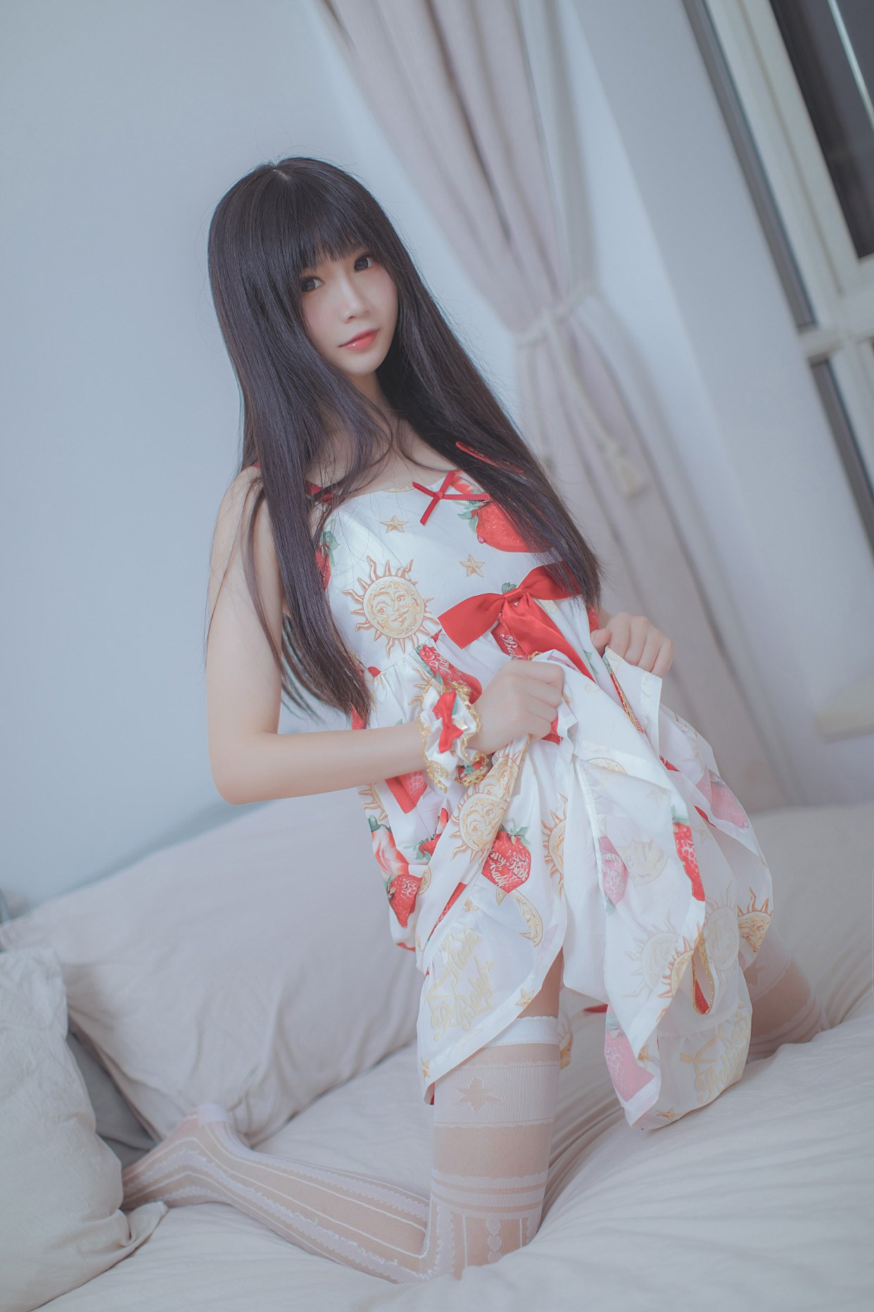 草莓小裙子