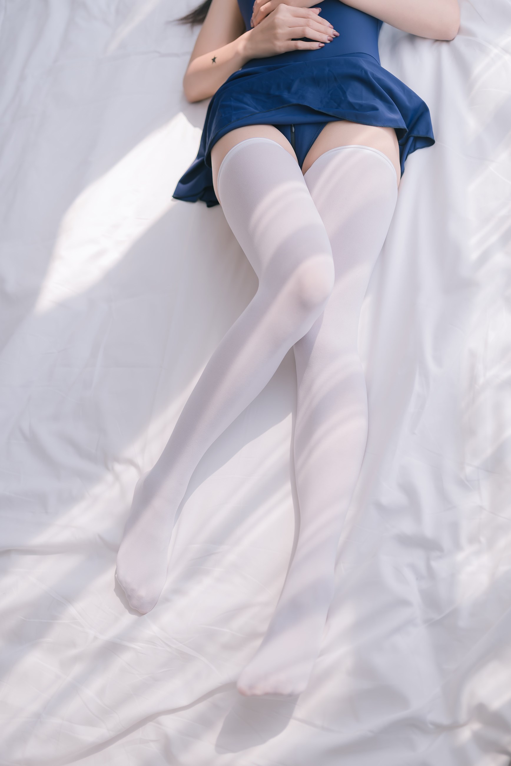 巨乳死库水