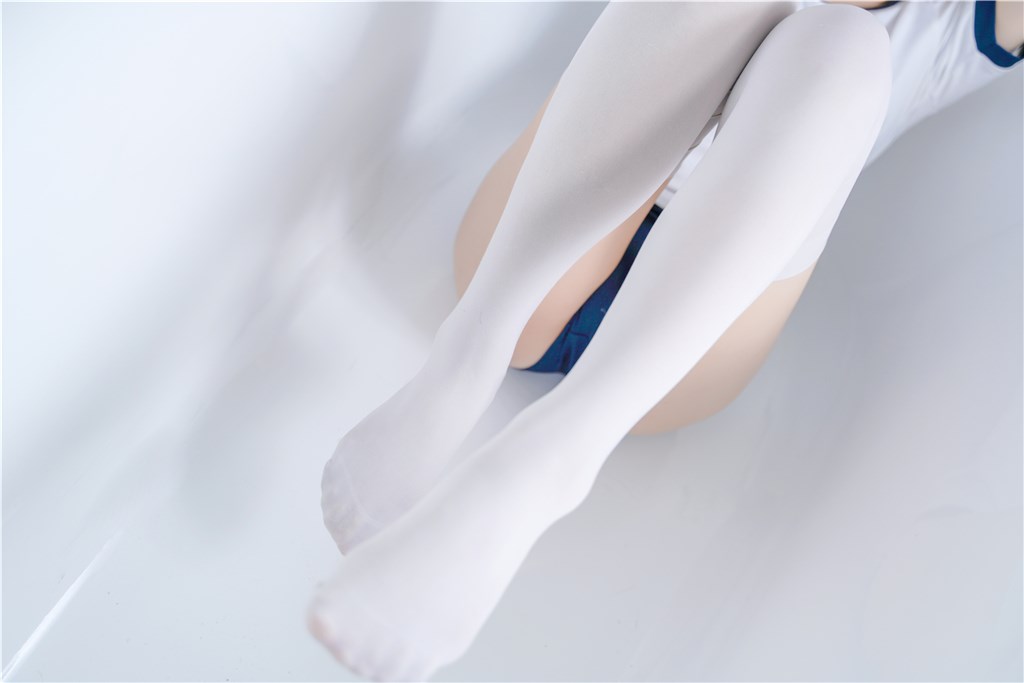 浴缸里的体操服