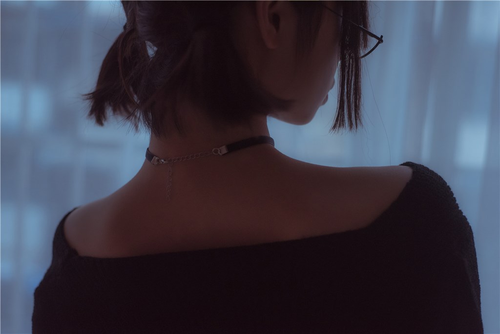 草莓与恶魔女孩