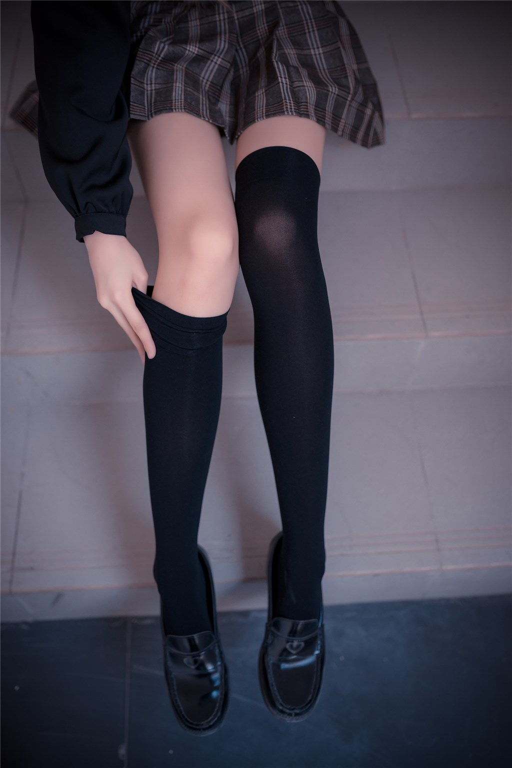 微博萝莉萌白酱 – 学生制服 – 第 2 页 – 绝对领域