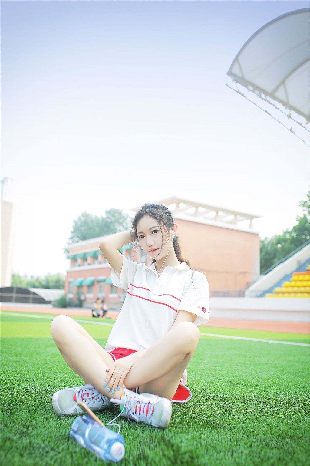 去操场上来一场偶遇吧