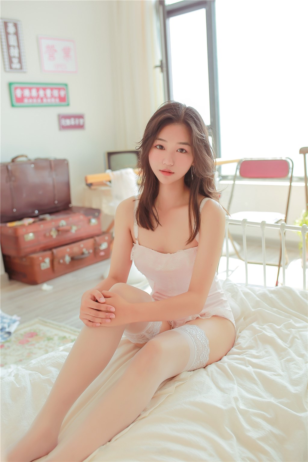 睡衣少女