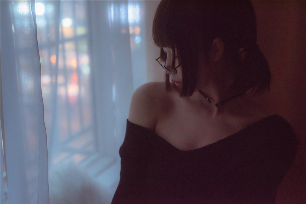 草莓与恶魔女孩
